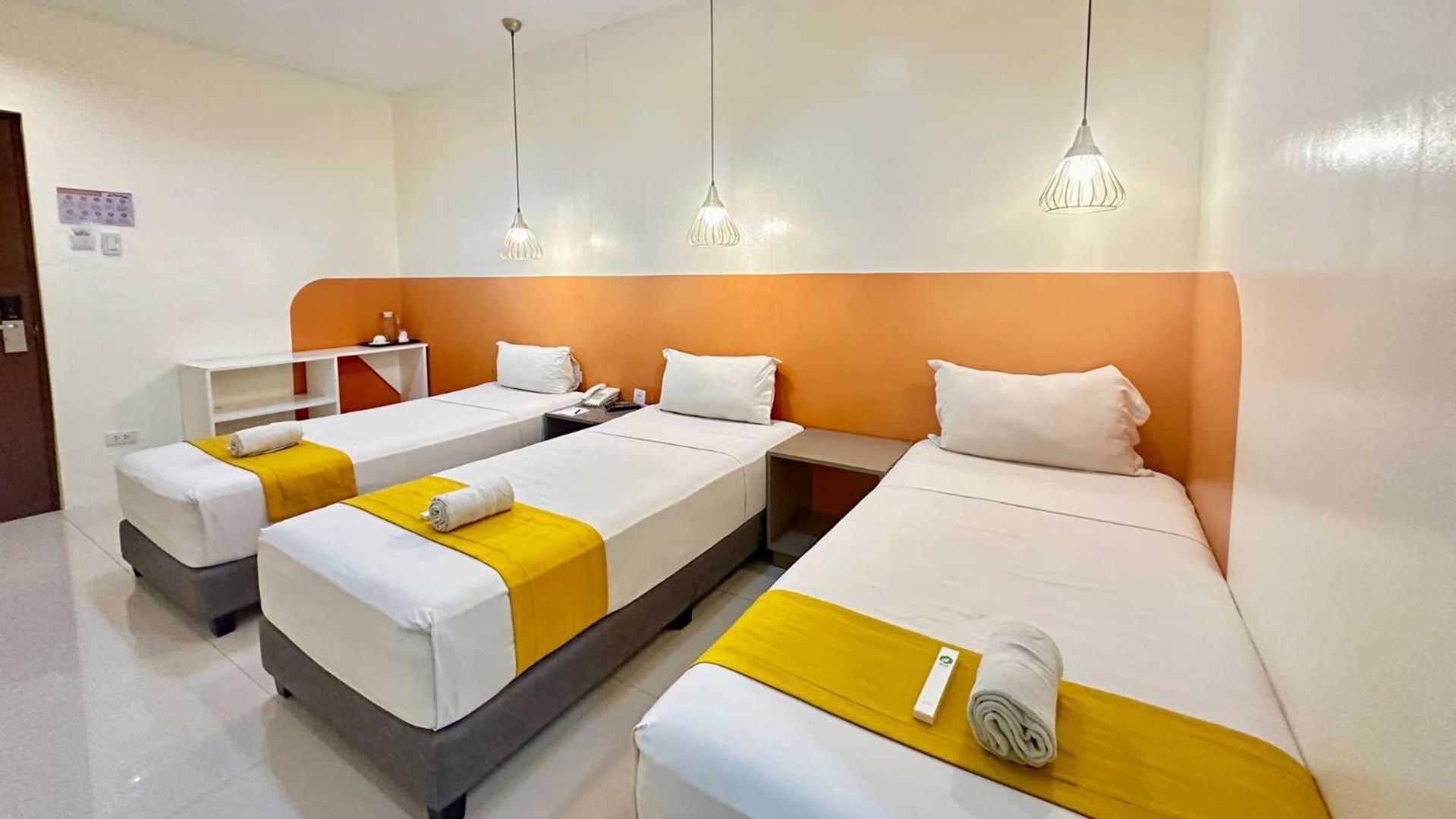 Travelbee Capitol Inn Cebu Exterior foto